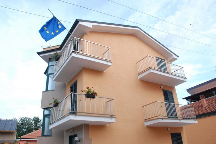 Affittacamere Pone Sesto San Giovanni Buitenkant foto
